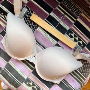 Spanx 36DD Front Clasp Nude Bra